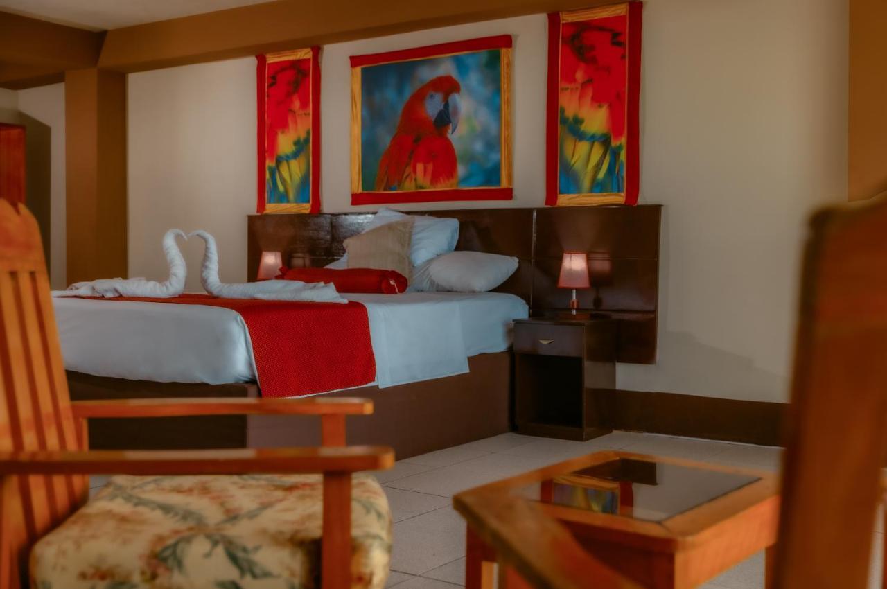 El Cauchero Hotel إكيتوس المظهر الخارجي الصورة