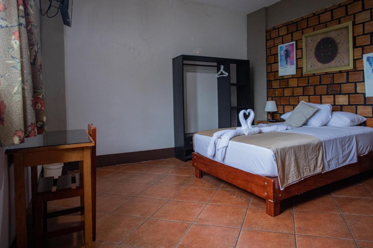 El Cauchero Hotel إكيتوس المظهر الخارجي الصورة